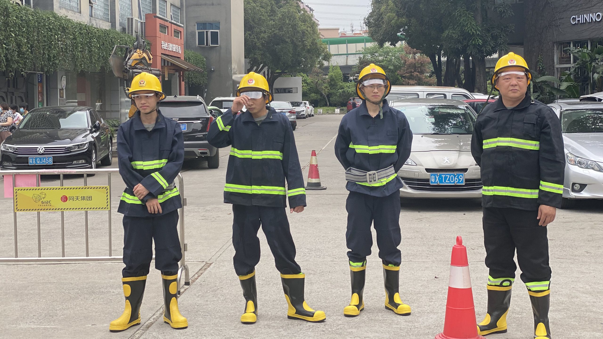 消防常演練、安全記心中，筑牢園區(qū)消防安全防線