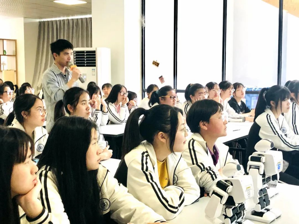 錦堂高級職業(yè)中學(xué)研學(xué)記
