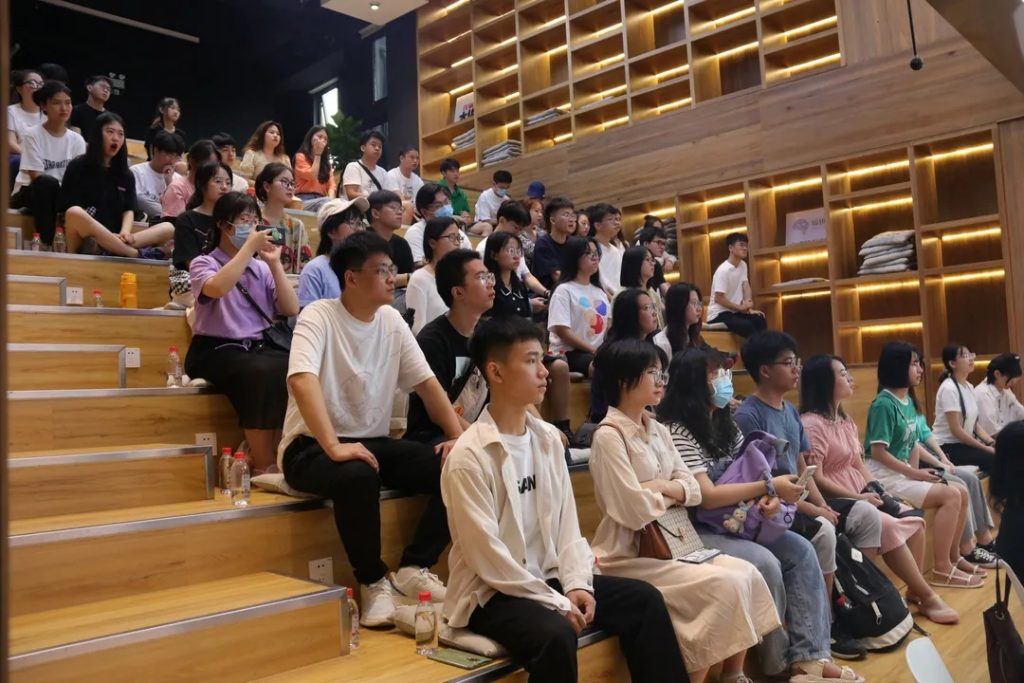 掌聲如雷！是什么活動(dòng)讓南昌大學(xué)學(xué)子紛紛點(diǎn)贊？