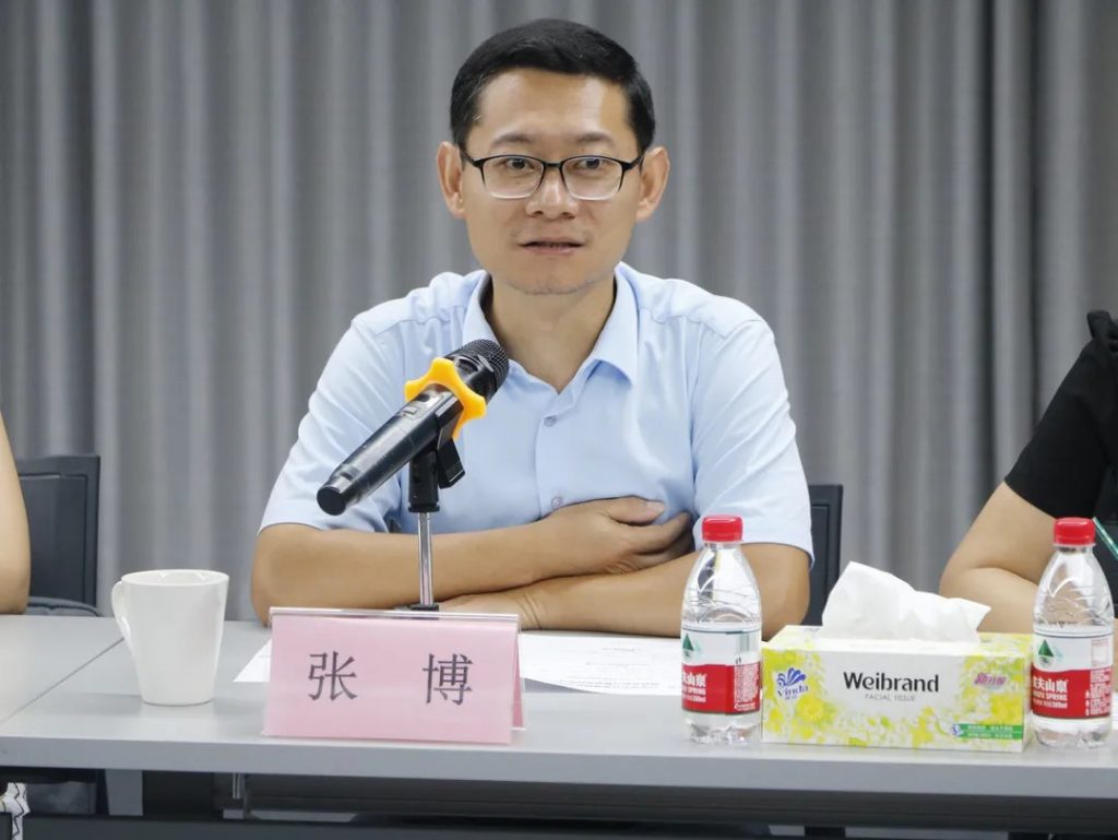 產(chǎn)業(yè)、行業(yè)現(xiàn)狀及發(fā)展趨勢(shì)調(diào)研研討會(huì)暨就業(yè)實(shí)習(xí)基地簽約儀式圓滿(mǎn)落幕