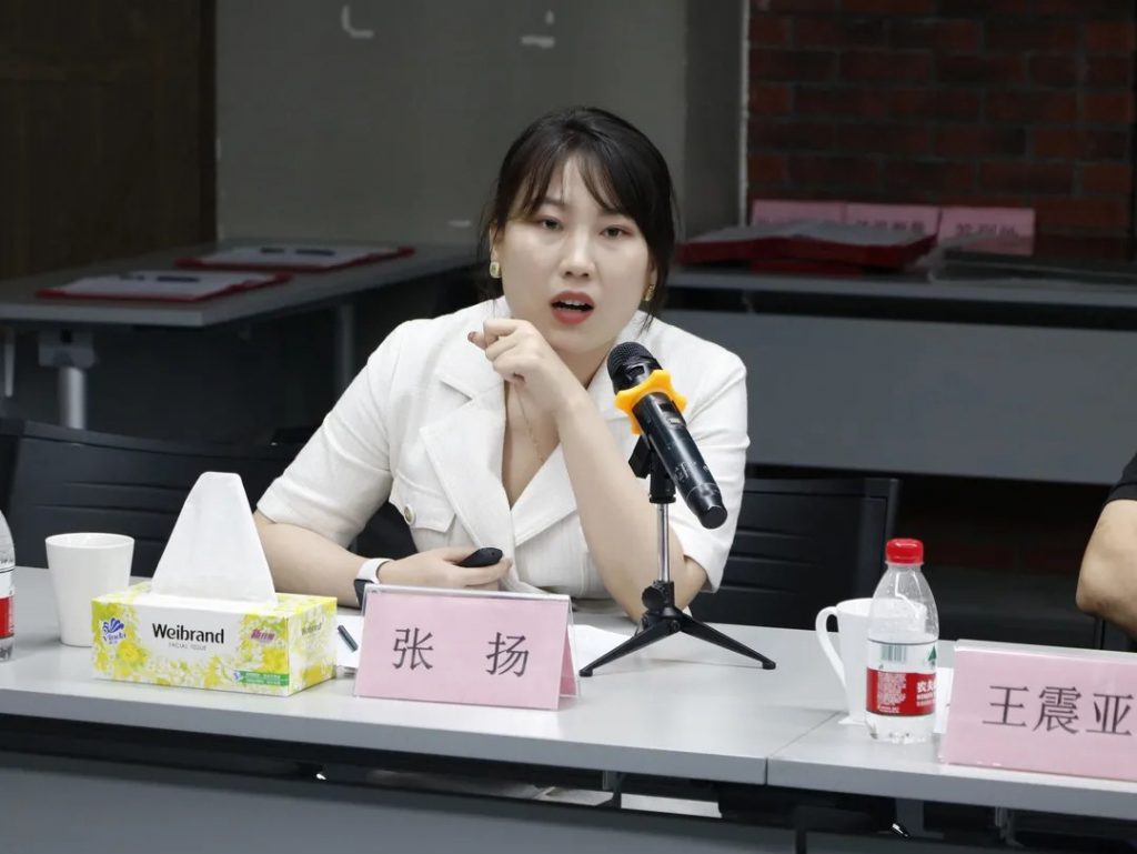 產(chǎn)業(yè)、行業(yè)現(xiàn)狀及發(fā)展趨勢(shì)調(diào)研研討會(huì)暨就業(yè)實(shí)習(xí)基地簽約儀式圓滿(mǎn)落幕