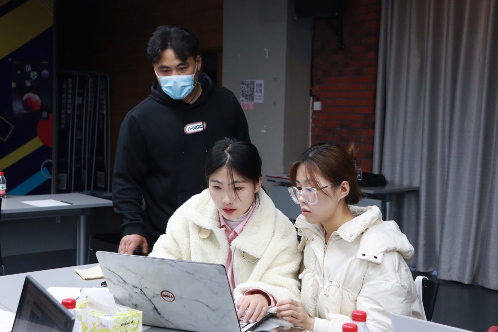 用設(shè)計改變生活的樣子，為你喜歡的筑夢小屋加油打CALL吧！