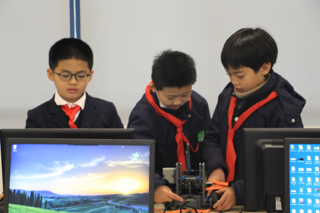 021送課入校畢業季｜濱海小學STEAM社團課期末結課作品展"