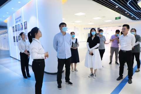 焦作市科協副主席李峰一行，蒞臨設計城開展省科普教育基地調研工作