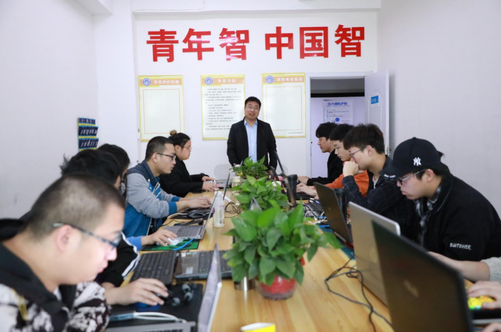 講好園區企業故事丨數據就是心臟 --專訪河南蘭邇軟件科技有限公司