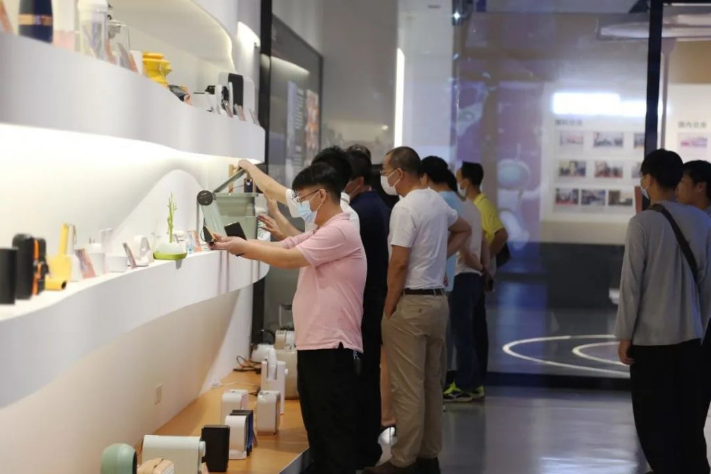 兩個月掌握工業機器人操作，設計城助力北滘培育智造人才！