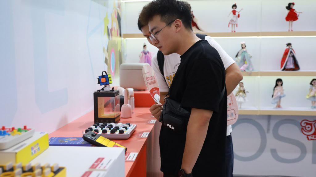 設計城打卡深圳文博會：原創設計展現創新魅力