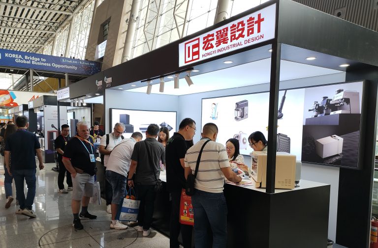 廣東工業設計城創新力量集結，成為廣交會“顯眼包”