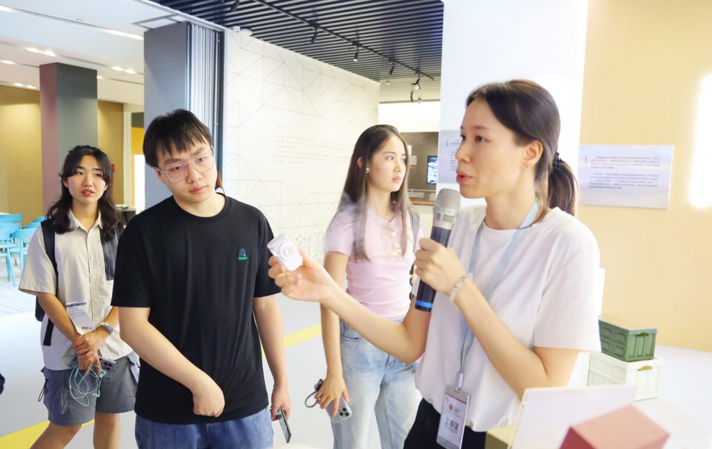 深化產(chǎn)學研交流 | 清華大學深圳國際研究生走進設計城